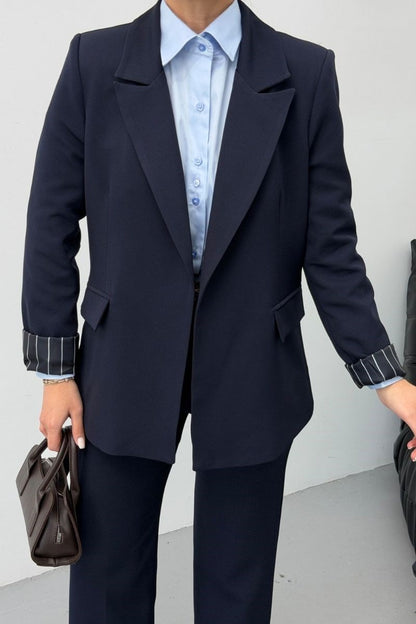 Kadın İkili Alt Üst Takım Kemerli Çizgili Astarlı Cep Detaylı Regular Blazer Ceket Pantolon Takım