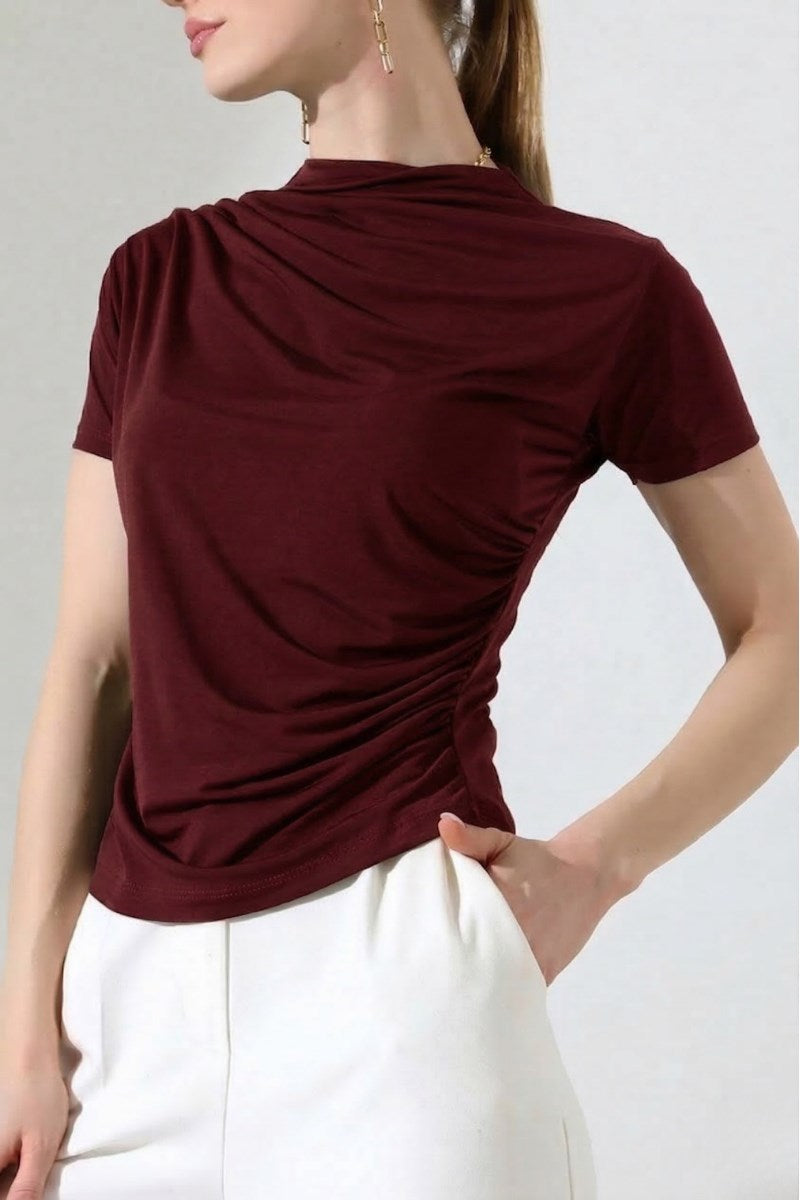 Kadın T-Shirt Kısa Kollu Drape Detaylı Yaka ve Beli Büzgülü Sandy Kumaş Likralı Bluz